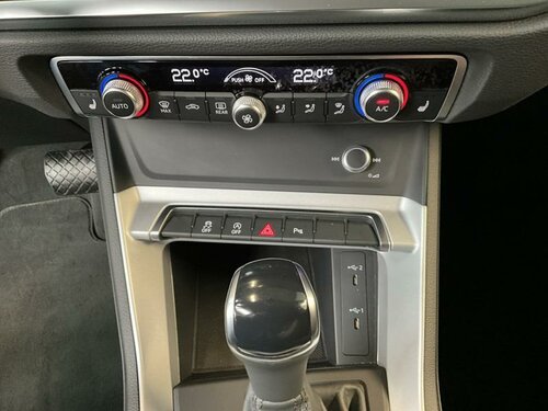 Audi Q3 Advanced+35TDI+S-Tronic Black 14