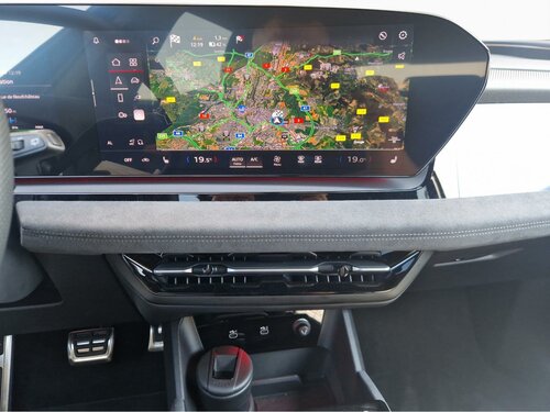 Audi Q6 e-tron SUV e-tron Black 11