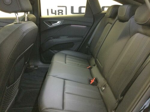 Audi Q4 e-tron Sportback 40 e-tron Black 12