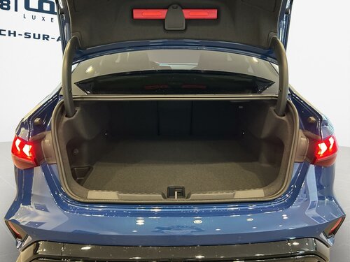 Audi RS3 TFSI Limousine quattro S troni Blue 16