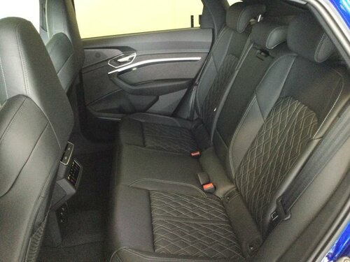 Audi Q8 e-tron Sportback e-tron s-line Blue 14