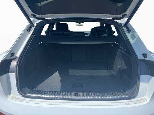 Audi Q8 e-tron S line 55 quattro White 16