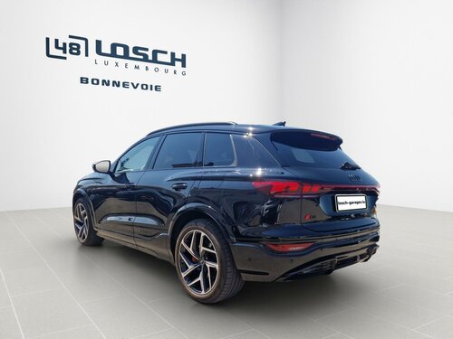 Audi Q6 e-tron SUV e-tron Black 4