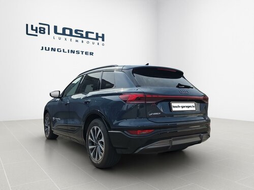 Audi Q6 285kW e-tron quattro Blue 4
