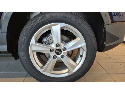 Audi Q2 Advanced Blue 6