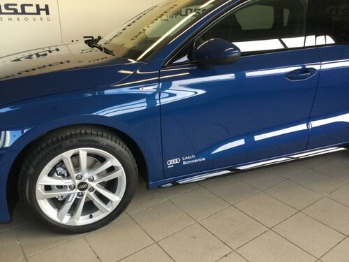 Audi A3 Sportback S line Blue 4