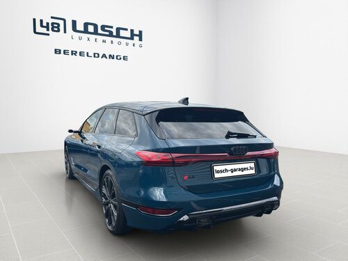 Audi A6 A6-etron Avant edition one blu Blue 12