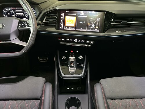 Audi Q4 e-tron e-tron 45 quattro Black 11