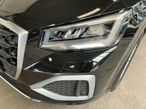 Audi Q2 Advanced+35TFSI+S-Tronic Black 3