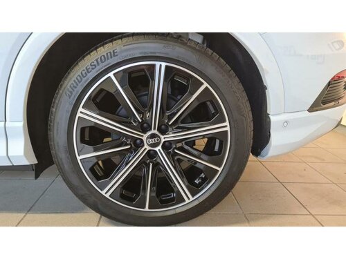 Audi Q4 e-tron 45 White 5
