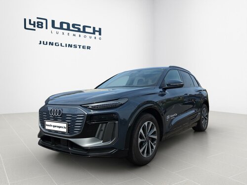 Audi Q6 285kW e-tron quattro Blue 0