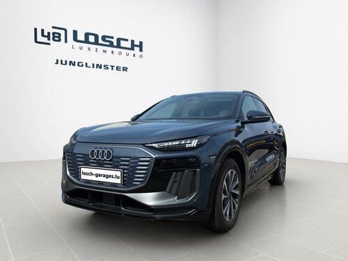 Audi Q6 285kW e-tron quattro Blue 1