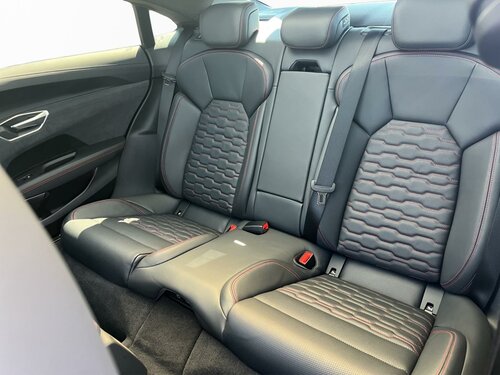 Audi e-tron GT S e-tron GT Black 15