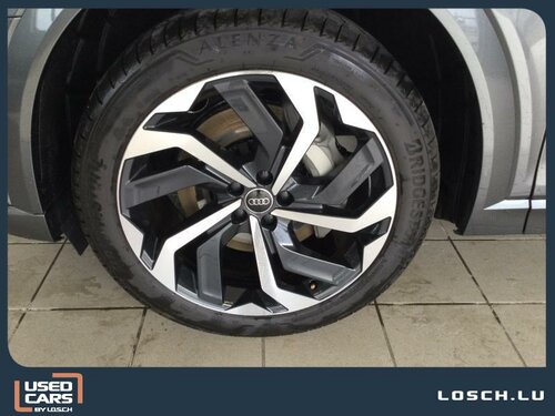 Audi Q8 e-tron S line Grey 4
