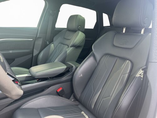 Audi Q8 e-tron S line 55 quattro White 14