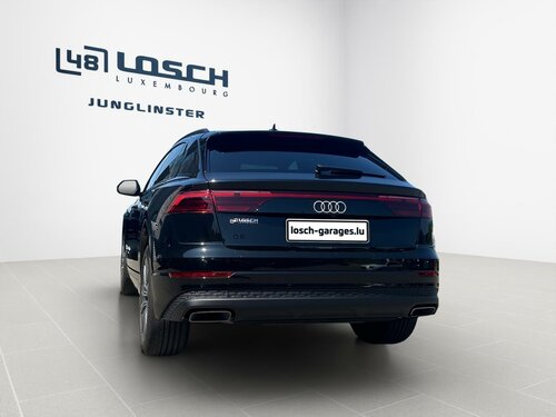 Audi Q8 50 TDI quattro Black 4