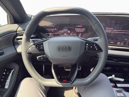 Audi A5 NEW Avant Blue 11