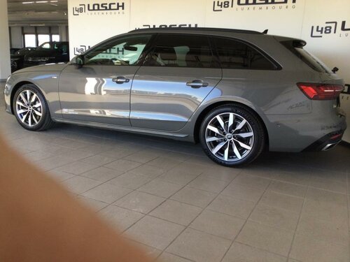 Audi A4 Avant S line Grey 3