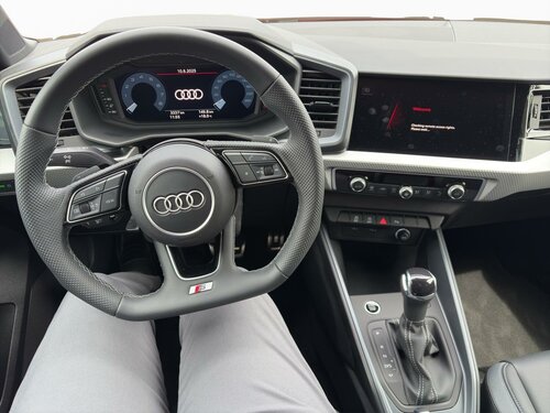 Audi A1 S line Red 5