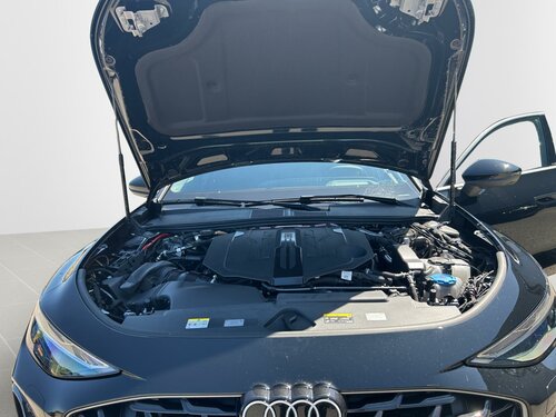 Audi A6 Avant Black 13