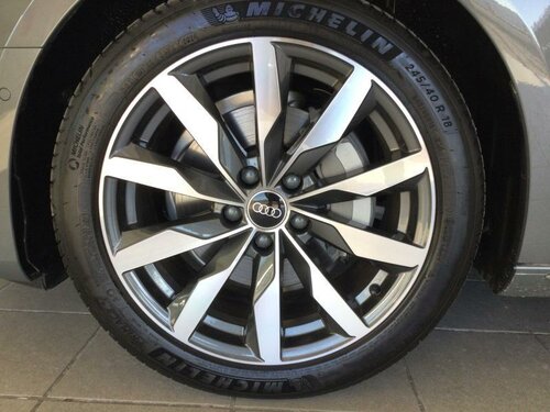 Audi A4 Avant S line Grey 6
