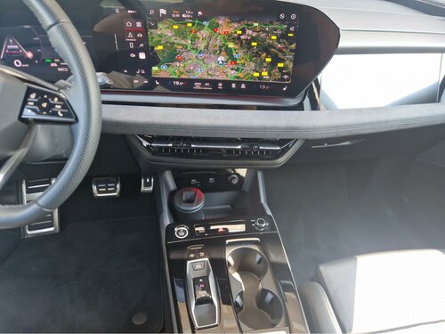 Audi Q6 e-tron SUV e-tron Black 10