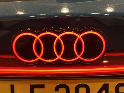 Audi A6 e-tron edition one blue Blue 23