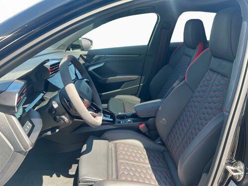 Audi RS3 Limousine TFSI Black 7