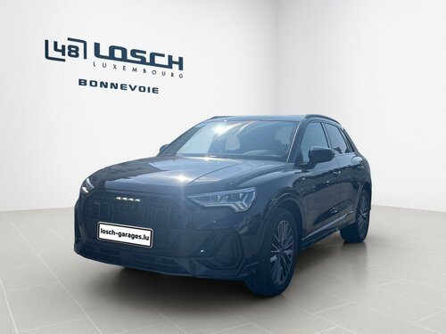 Audi Q3 S line Black 0
