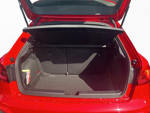Audi A1 Allstreet Red 16