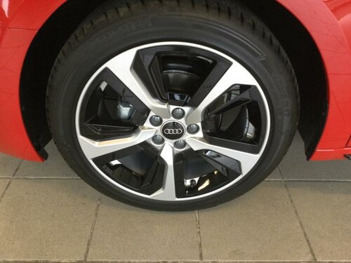 Audi A1 Sportback S line Red 5