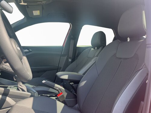 Audi A1 Allstreet Red 11