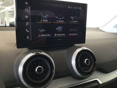Audi Q2 Advanced Blue 14