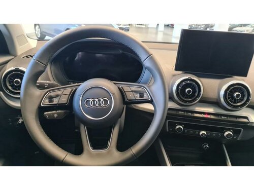 Audi Q2 Advanced Blue 10