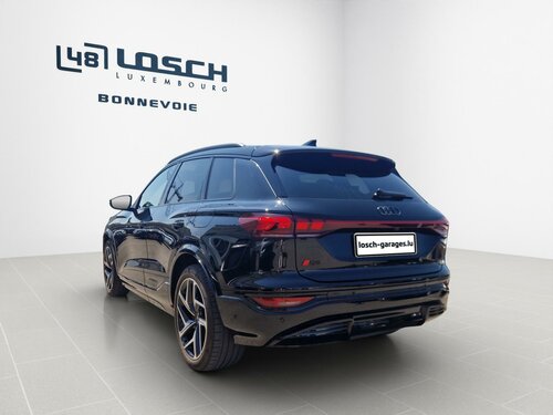 Audi Q6 e-tron SUV e-tron Black 5