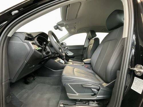 Audi Q3 Advanced+35TDI+S-Tronic Black 10