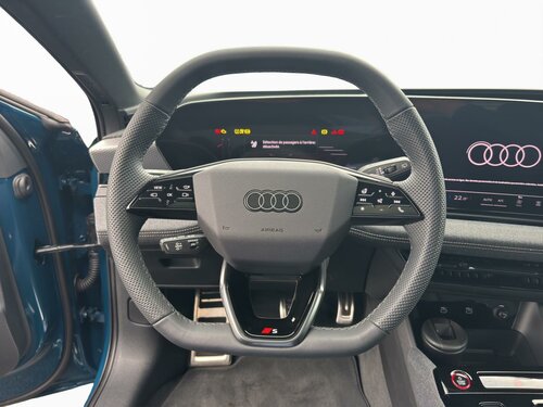 Audi A6 A6-etron Avant edition one blu Blue 4