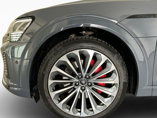 Audi Q8 e-tron etron S line Grey 7