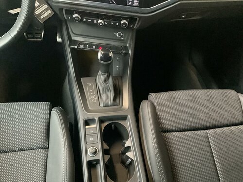 Audi Q3 SB+S-Line+35TDI+S-Tronic Black 11