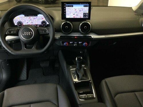 Audi Q2 Advanced Silver 8
